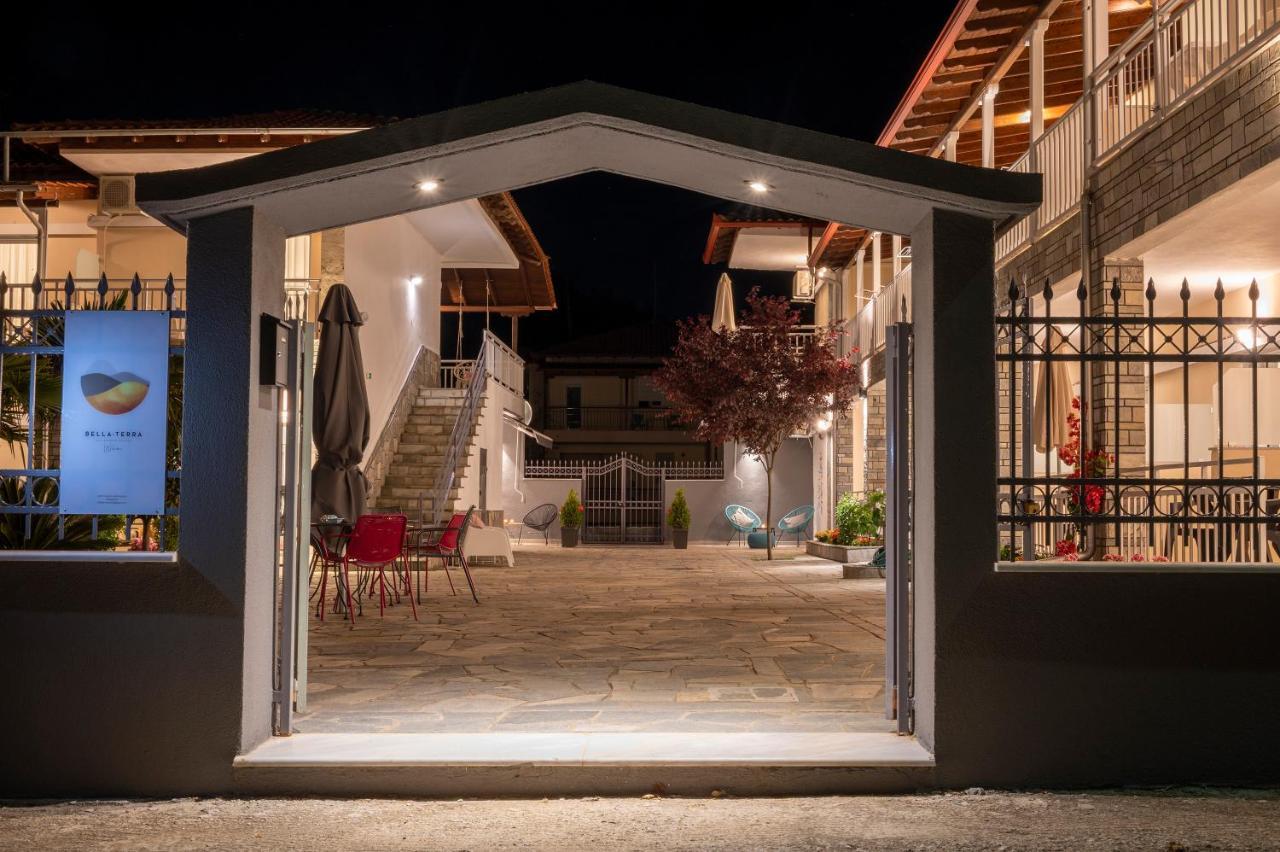 Bella Terra Nature Living อัสโปรวาลตา ภายนอก รูปภาพ
